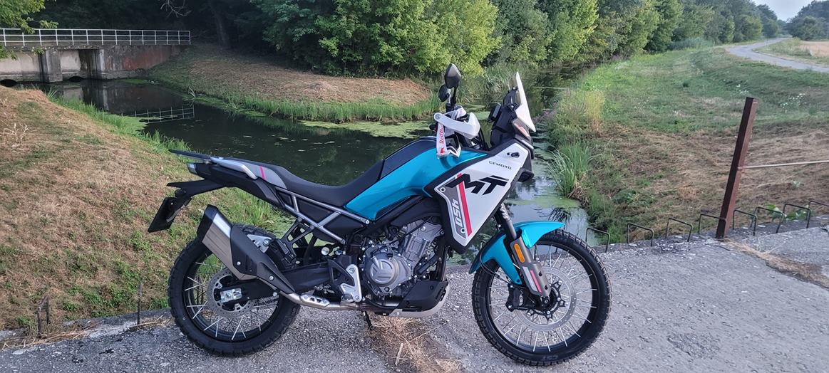 CFMOTO 450MT 2024 v OKR Moto